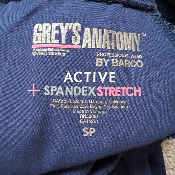 Greys anatomy’ scrub pants - Picture 2 of 2